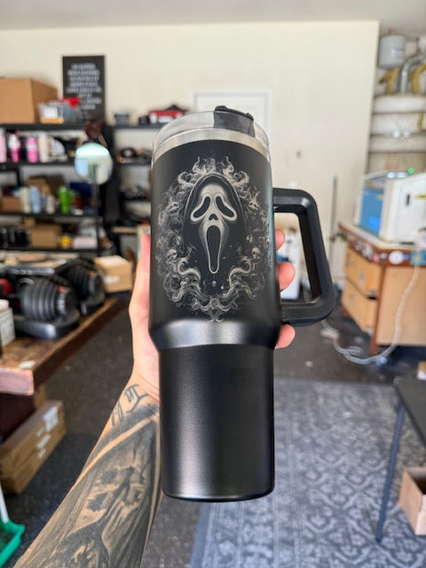 Screams Ghost Face tumbler