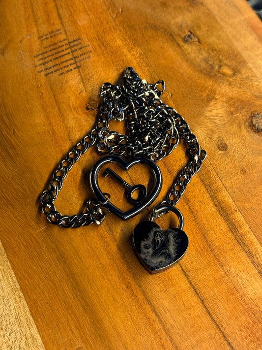 Screams Ghostface Heart Lock