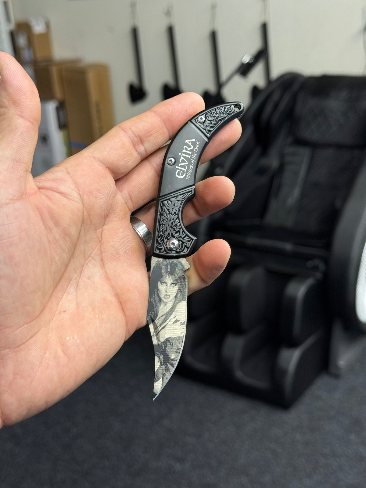 Elvira Stainless Steel Folding Blade.