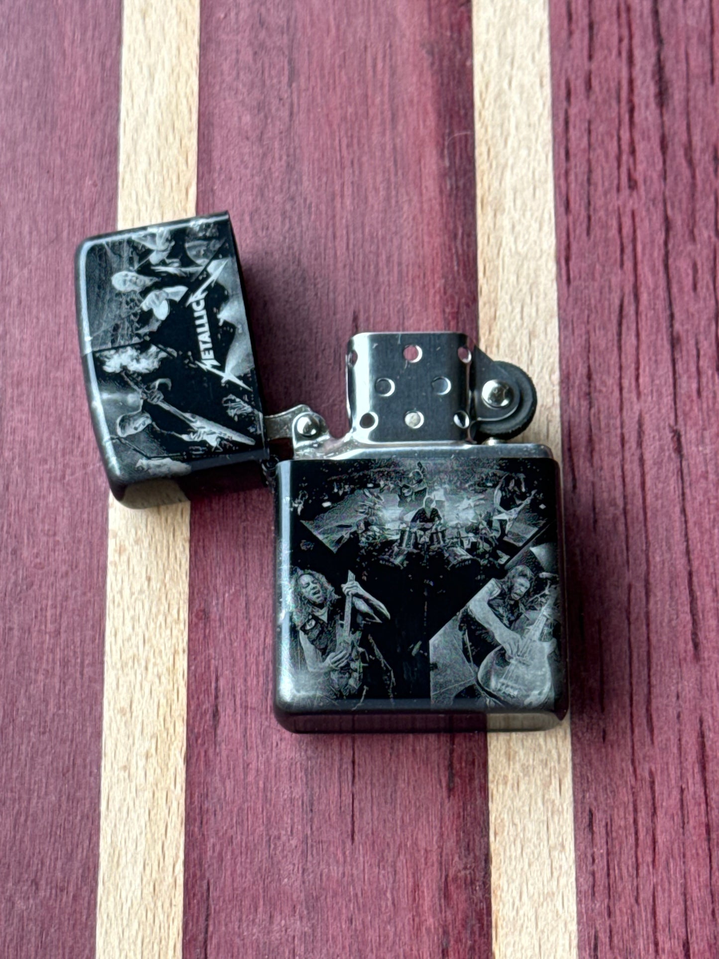 Metallica Lighter
