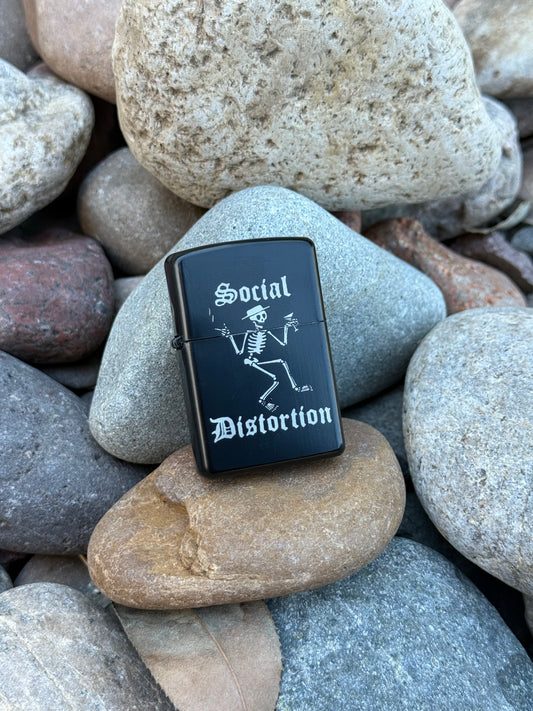 Social distortion lighter