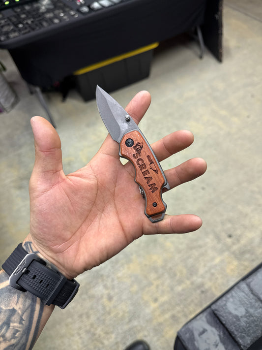 Scream wooded Folding Blade